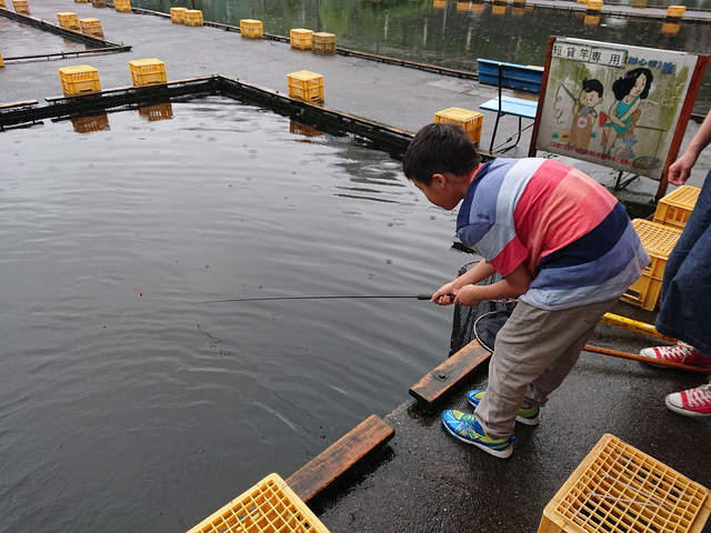 市ヶ谷フィッシュセンターの釣り堀で釣りを体験してきました 株式会社クリーニング志村